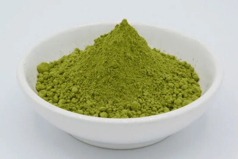 Super green kratom powder